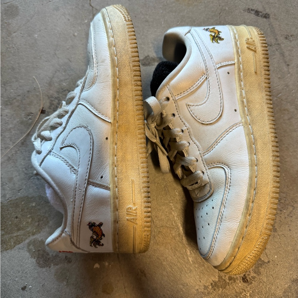 Nike White and Tan Sneakers